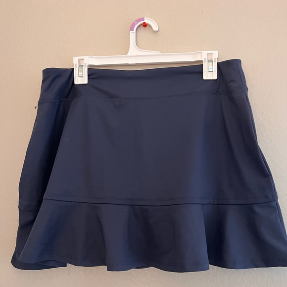 Tommy Bahama | Golf Skort - Picture 5 of 8